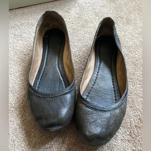 FRYE Carson Ballet Flats 7.5 Charcoal
